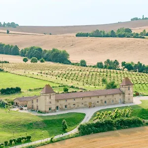 https://escons-domaine-de-charme.midi-pyreneeshotels.com